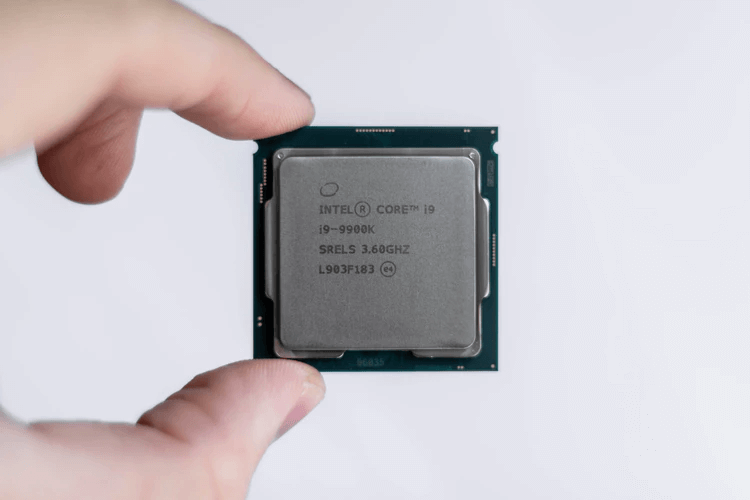 CPU Intel Core i9.