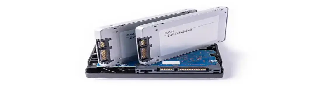 Dispositivos SSD empilhados para armazenamento eficiente