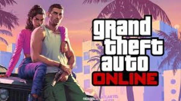 Personagens de Grand Theft Auto Online em cenário urbano.